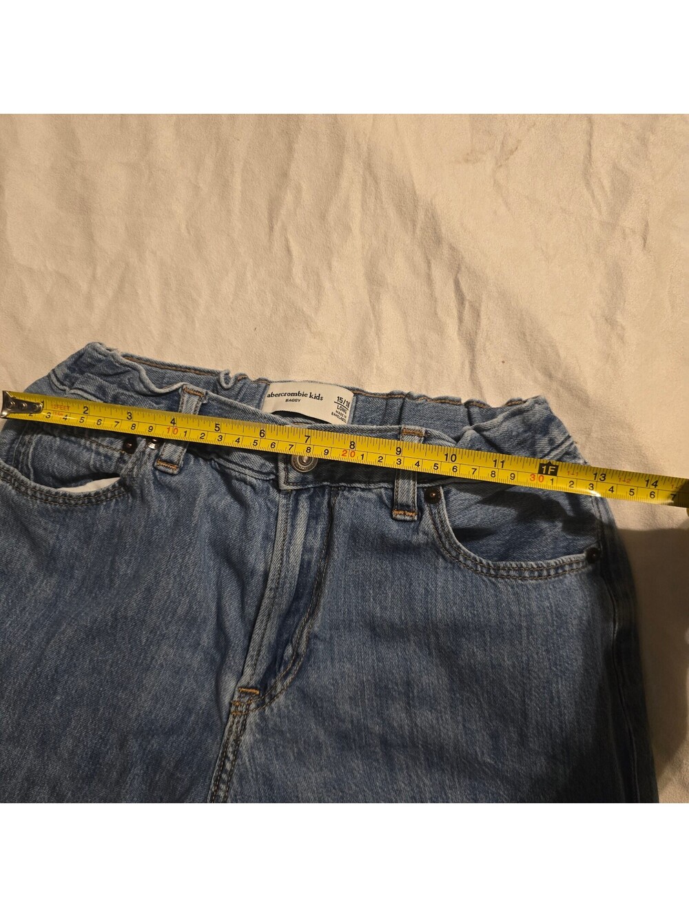 Abercrombie Kids Baggy Jeans Size 15/16 Long Light Wash Denim - Picture 8 of 9